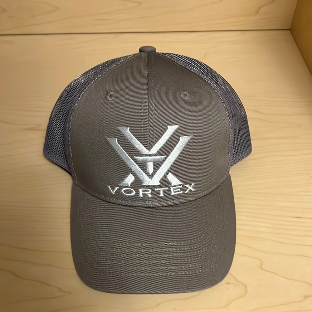 Vortex hat